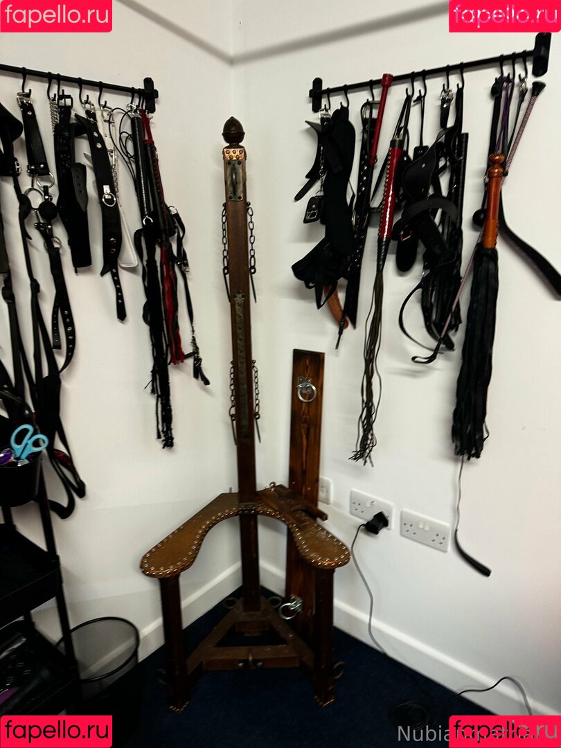 madam___caramel Onlyfans Photo Gallery 