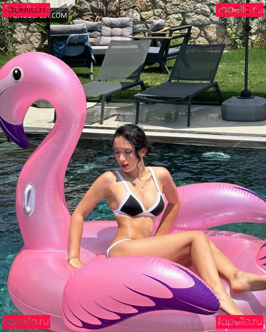 Merve Cin / atavratmiyav / atavrattmiyav / mervecinn1 Onlyfans Photo Gallery 