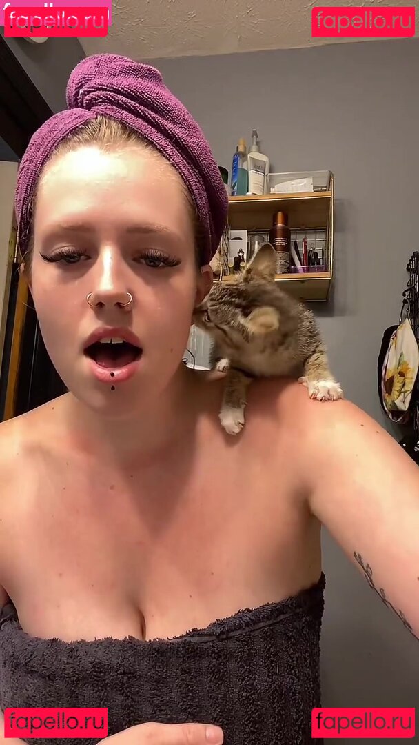 Pandora / eupa.ndorah / pandorasbox2000 Onlyfans Photo Gallery 