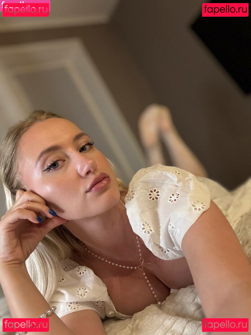 1maria_peach / Maria Peach / mariapeach