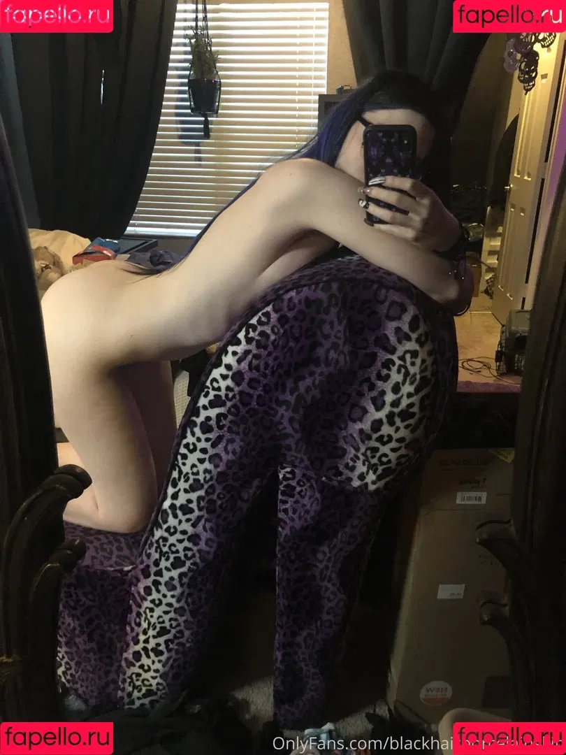 blackhairporcelainskin Onlyfans Photo Gallery 