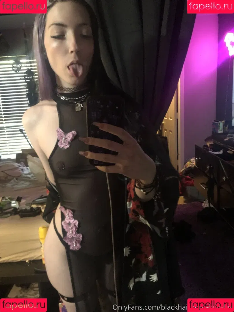 blackhairporcelainskin Onlyfans Photo Gallery 