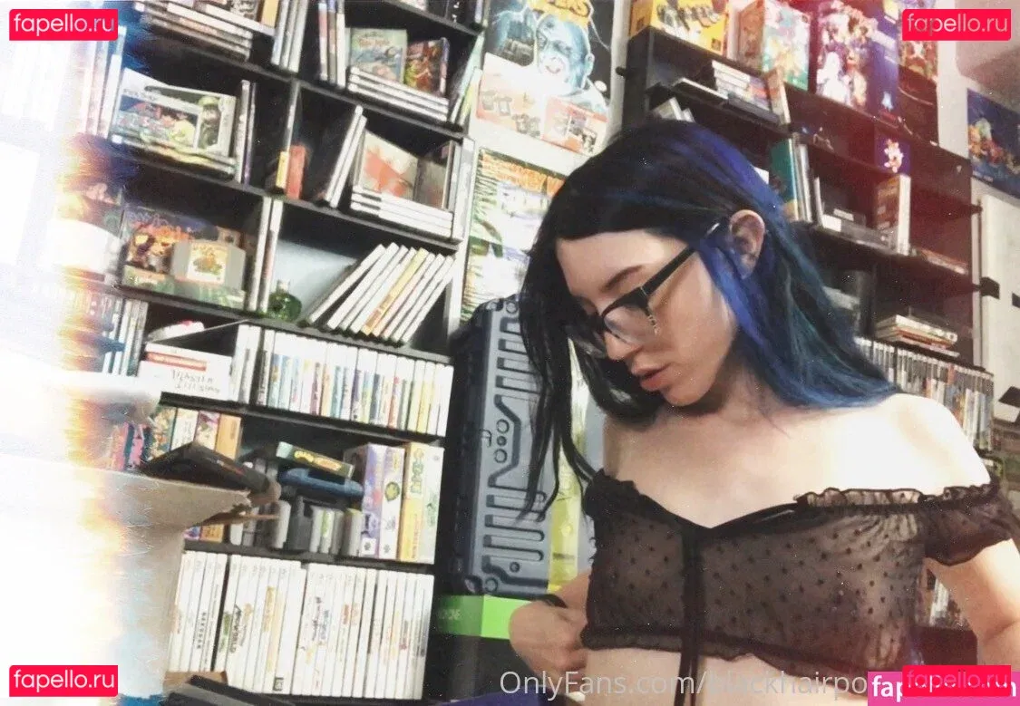 blackhairporcelainskin Onlyfans Photo Gallery 