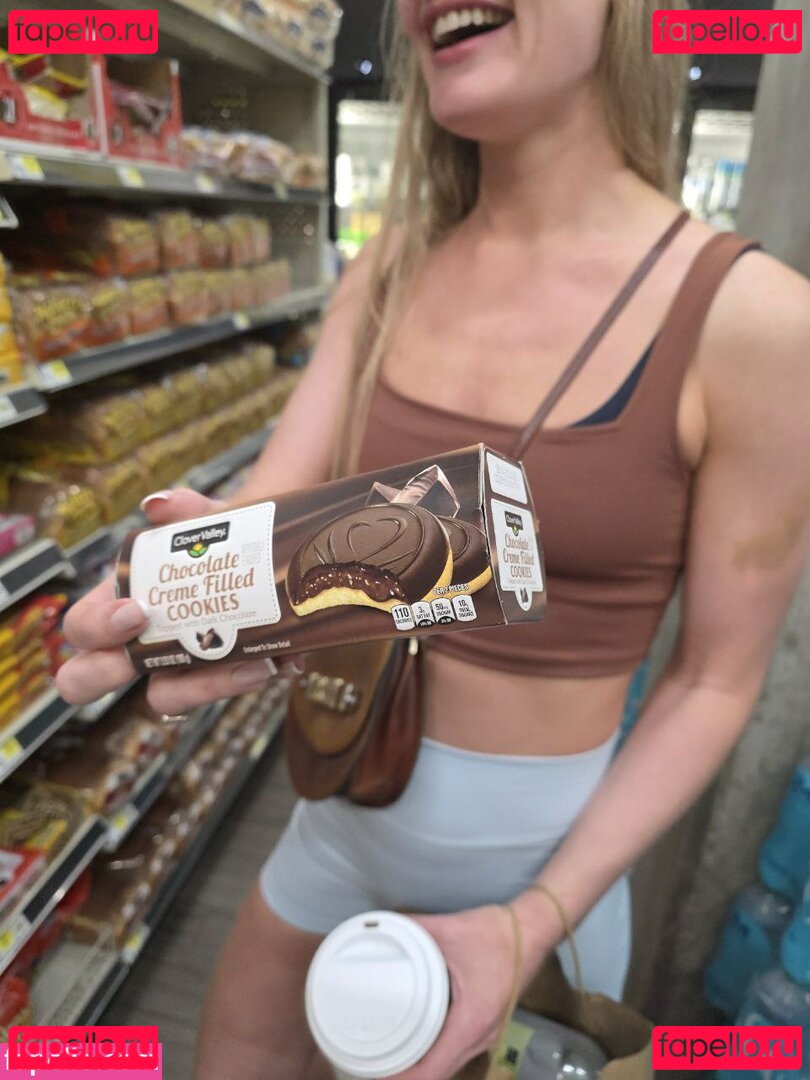 FreyadeVries / freya_de_vries