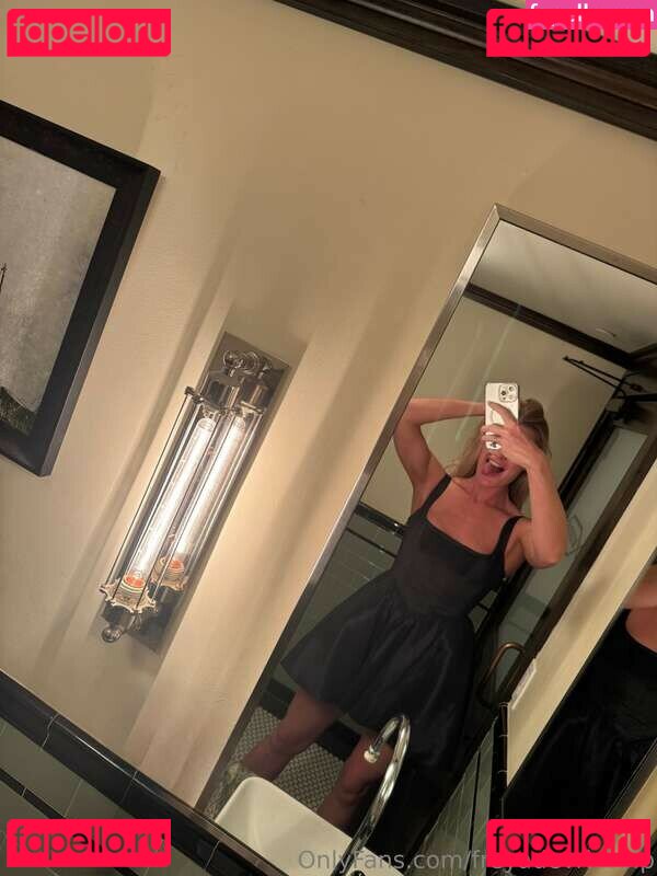 FreyadeVries / freya_de_vries Onlyfans Photo Gallery 