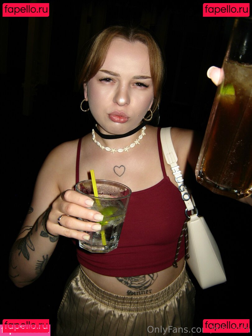 oliviaola Onlyfans Photo Gallery 