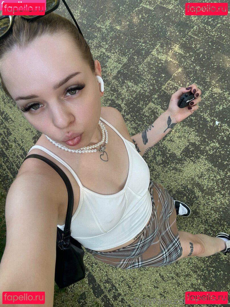 oliviaola Onlyfans Photo Gallery 