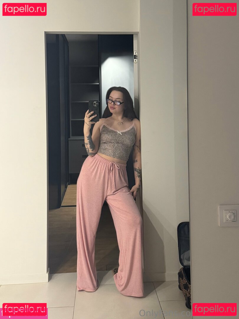 oliviaola Onlyfans Photo Gallery 