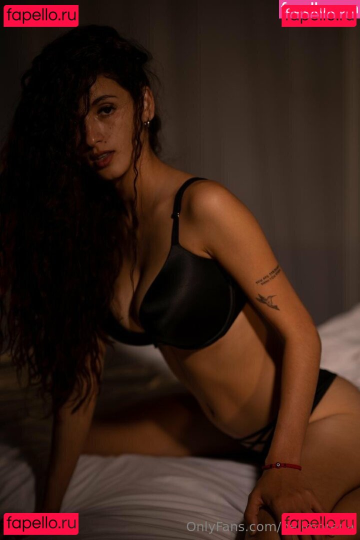 Mariana Duprat / mariana_dupratt Onlyfans Photo Gallery 