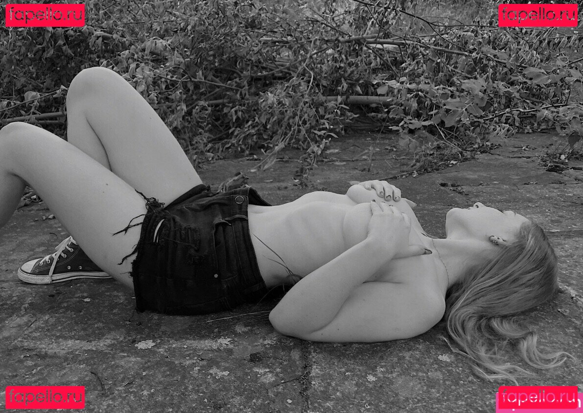 Miniamalka / amalka_145cm / reel Onlyfans Photo Gallery 