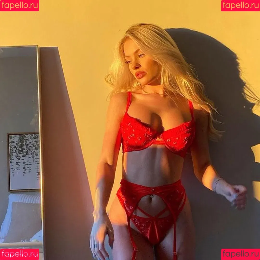 Claudia Walsh Onlyfans Photo Gallery 