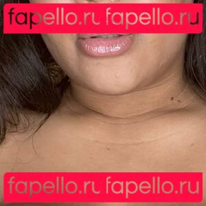 loganberry_ / thebigtitwitch / thebigtitwitch2 Onlyfans Photo Gallery 