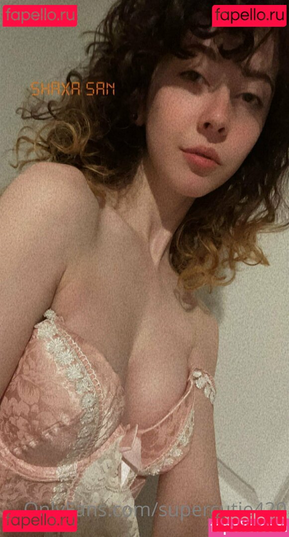 shaxa / supercutie420 Onlyfans Photo Gallery 