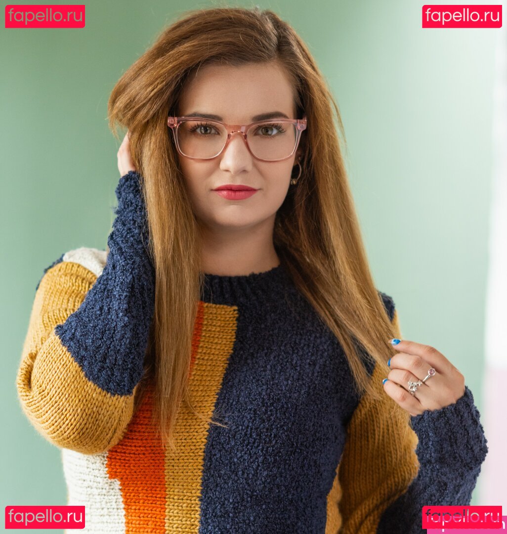 Bad Dolly / dolly_model / therealbadddolly Onlyfans Photo Gallery 