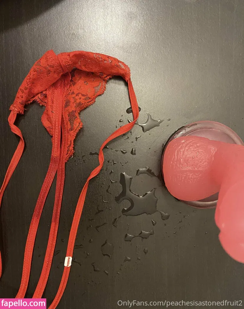 peachesisastonedfruit2 Onlyfans Photo Gallery 