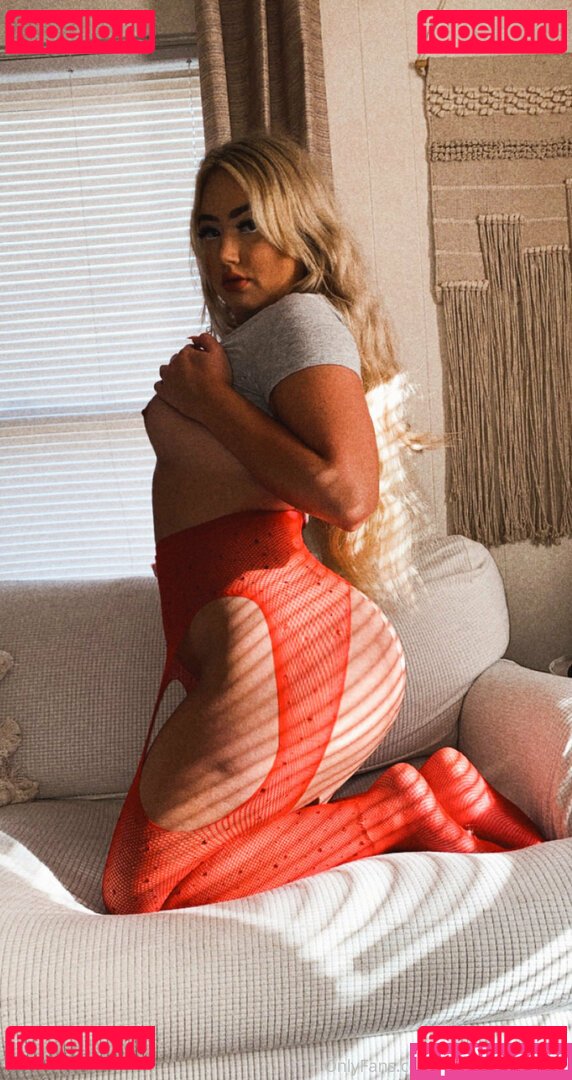 Emmarenedwier / emrene_ Onlyfans Photo Gallery 