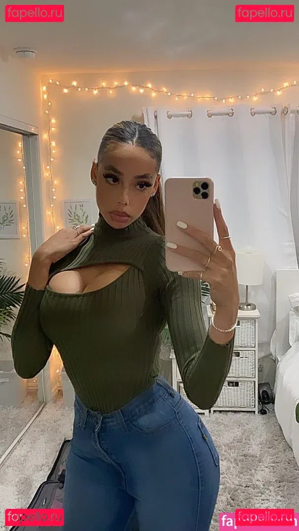 Alysse Joyner Onlyfans Photo Gallery 