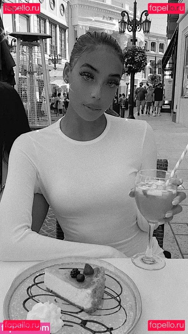 Alysse Joyner Onlyfans Photo Gallery 