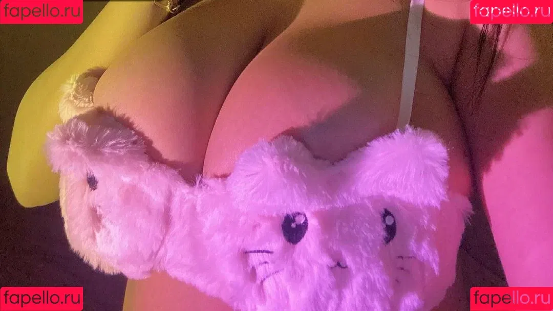 Crystal_Senpai Onlyfans Photo Gallery 