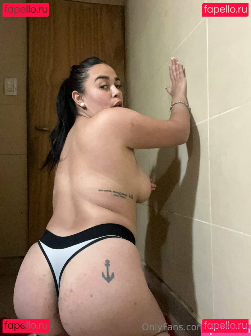 flatonight / flattiight Onlyfans Photo Gallery 