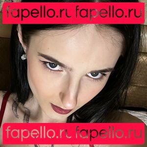 Emiko / emikoooo Onlyfans Photo Gallery 