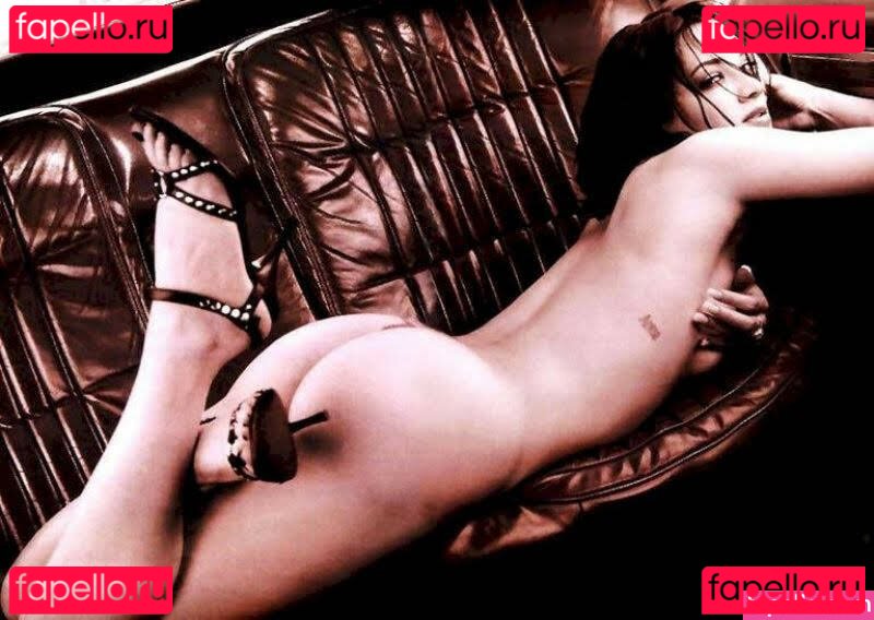 Asia Argento / asiaargento Onlyfans Photo Gallery 