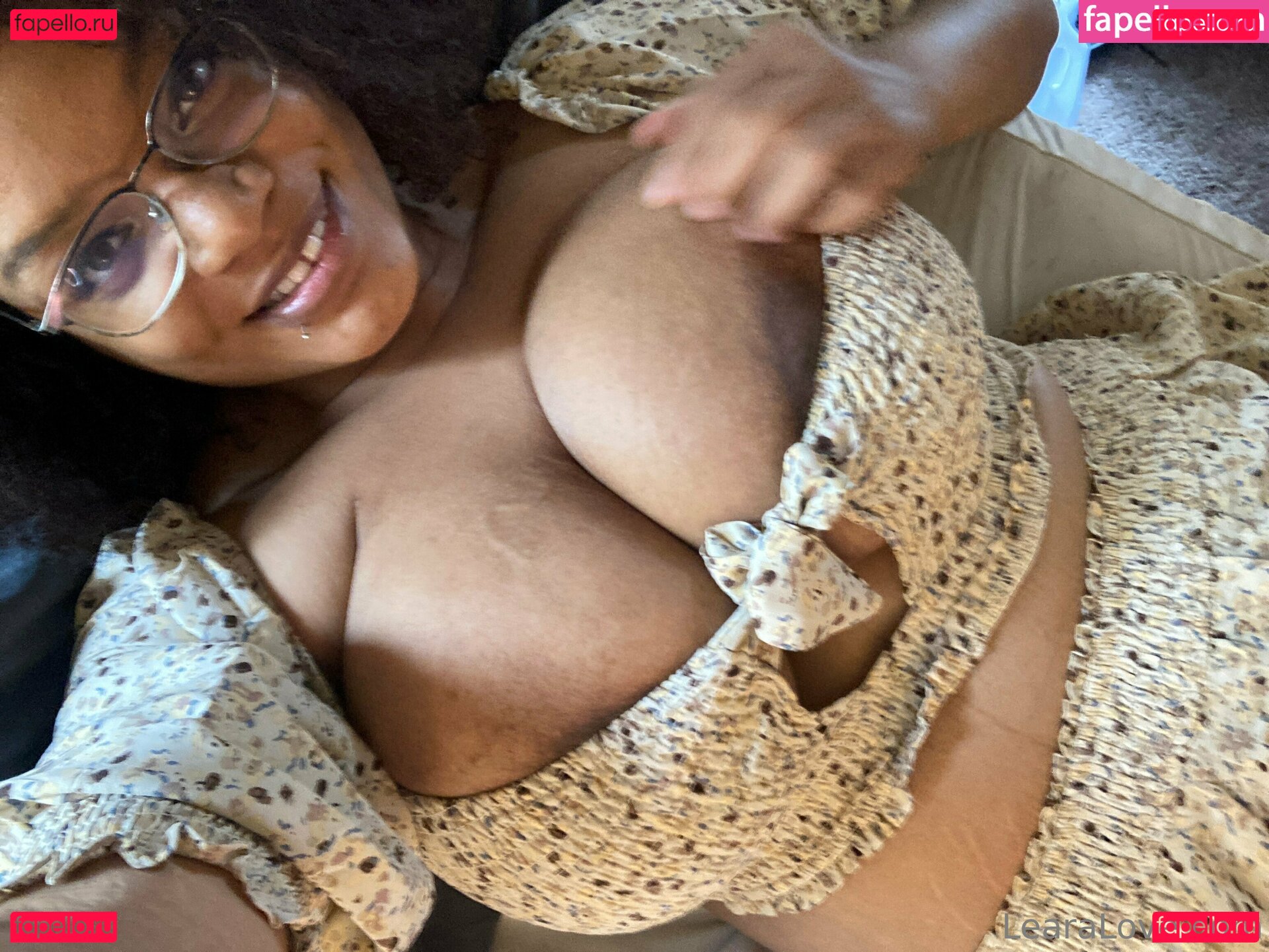 freefearlesslove / freelearalove Onlyfans Photo Gallery 