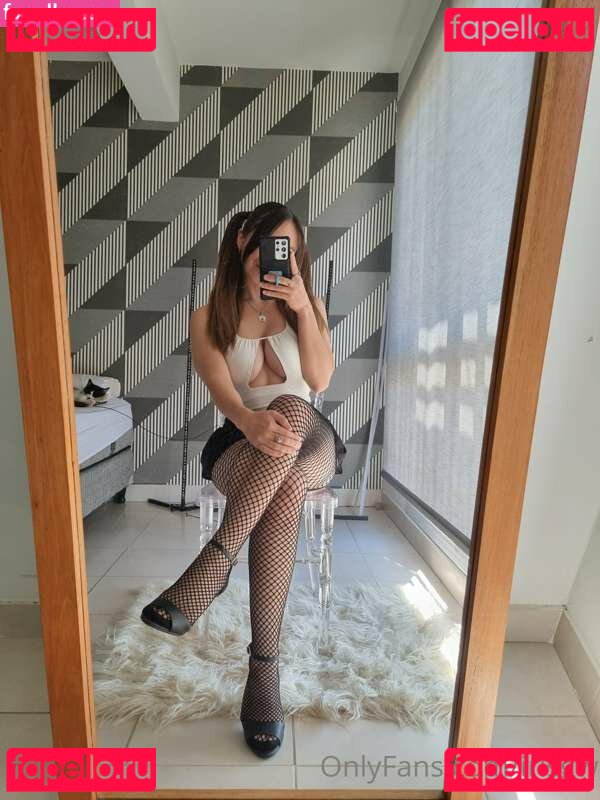 IrisgoneW / bustyprincess777 / irisgonewild / irisgw Onlyfans Photo Gallery 