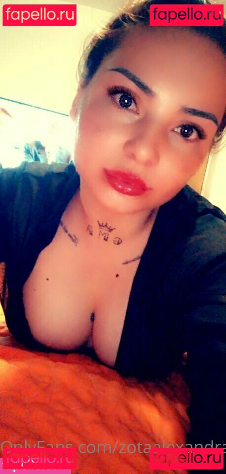 zotaalexandra Onlyfans Photo Gallery 