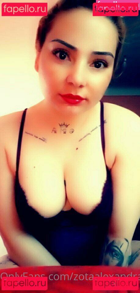 zotaalexandra Onlyfans Photo Gallery 