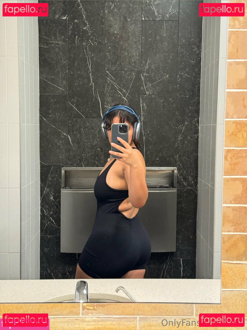 hellzheI / luvfrut / lzzle Nude Onlyfans Photo 46