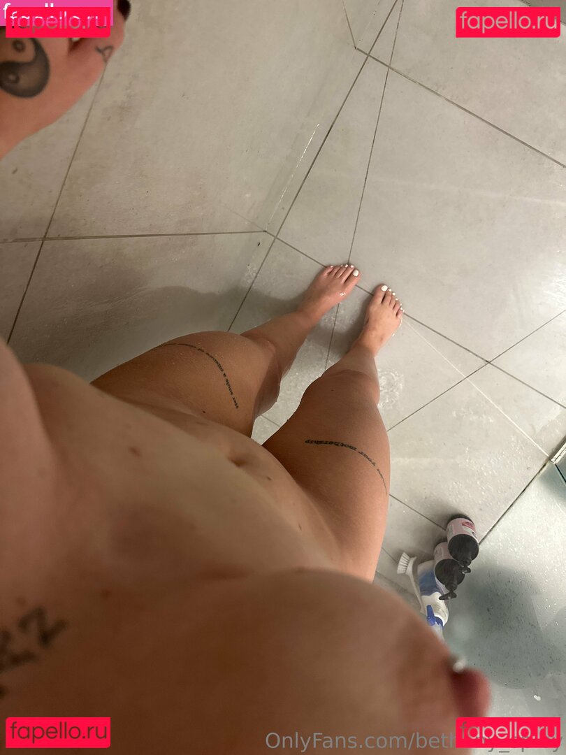 Beth spiby / bethany_spiby / bethspiby_ Onlyfans Photo Gallery 