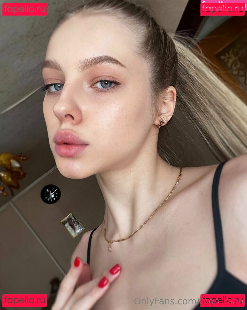 mon_mo_mo_mon / mon_mon Onlyfans Photo Gallery 