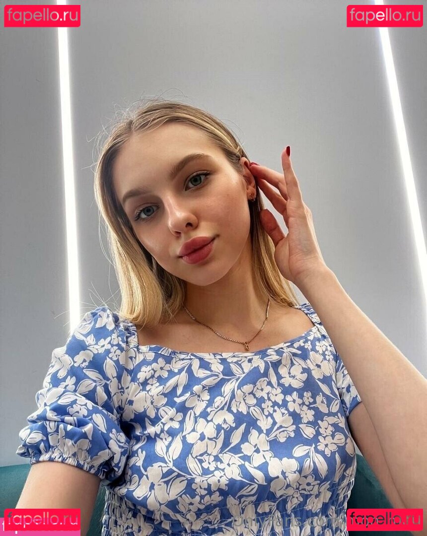 mon_mo_mo_mon / mon_mon Onlyfans Photo Gallery 