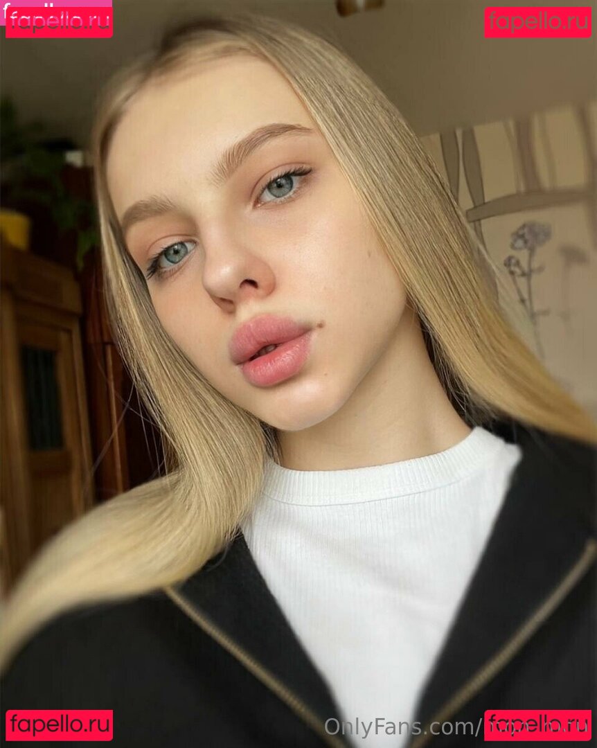 mon_mo_mo_mon / mon_mon Onlyfans Photo Gallery 