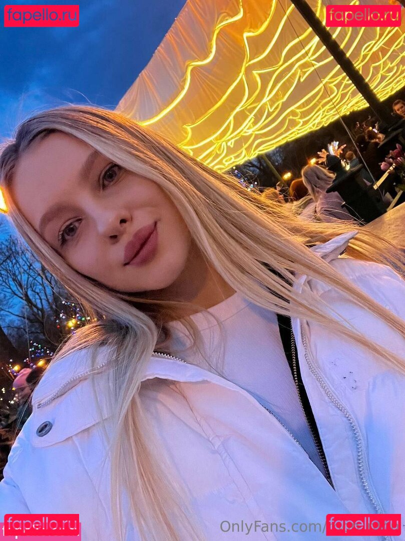 mon_mo_mo_mon / mon_mon Onlyfans Photo Gallery 