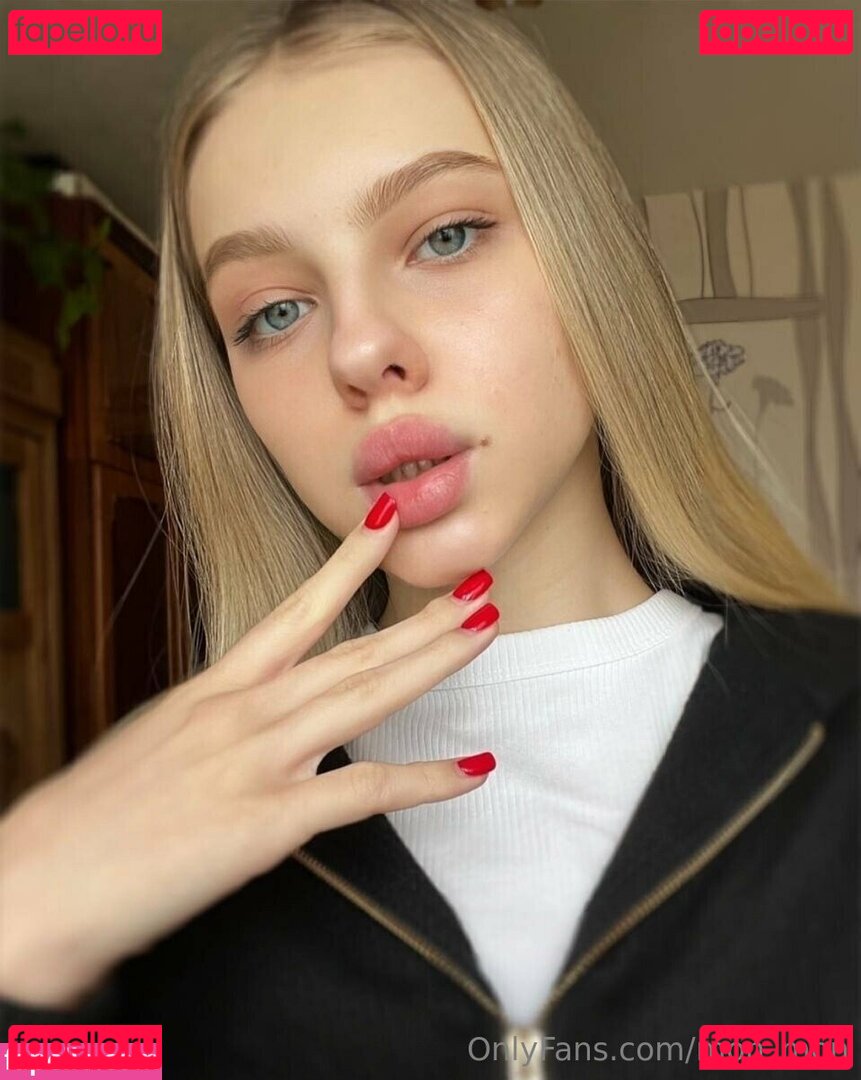 mon_mo_mo_mon / mon_mon Onlyfans Photo Gallery 