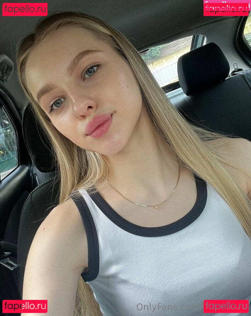 mon_mo_mo_mon / mon_mon Onlyfans Photo Gallery 