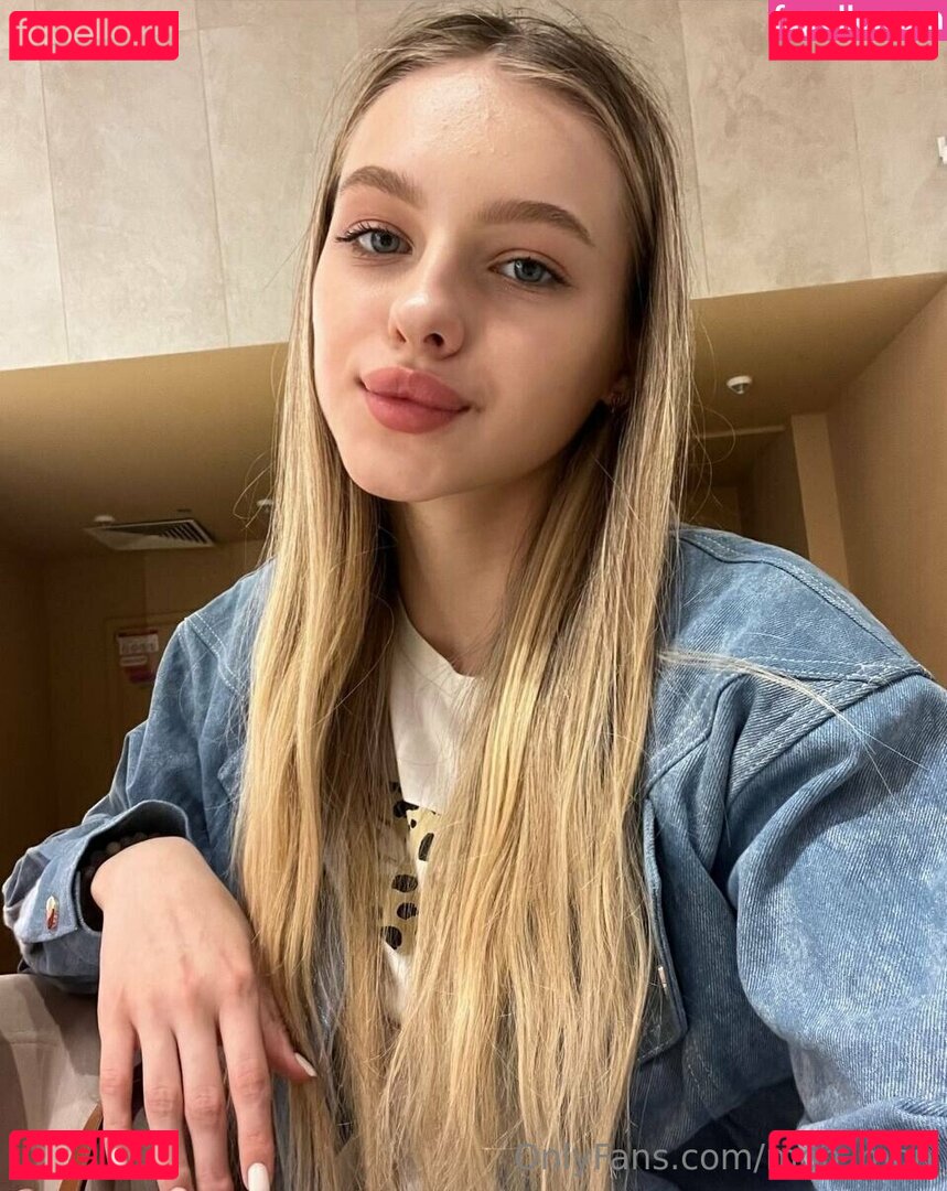 mon_mo_mo_mon / mon_mon Onlyfans Photo Gallery 