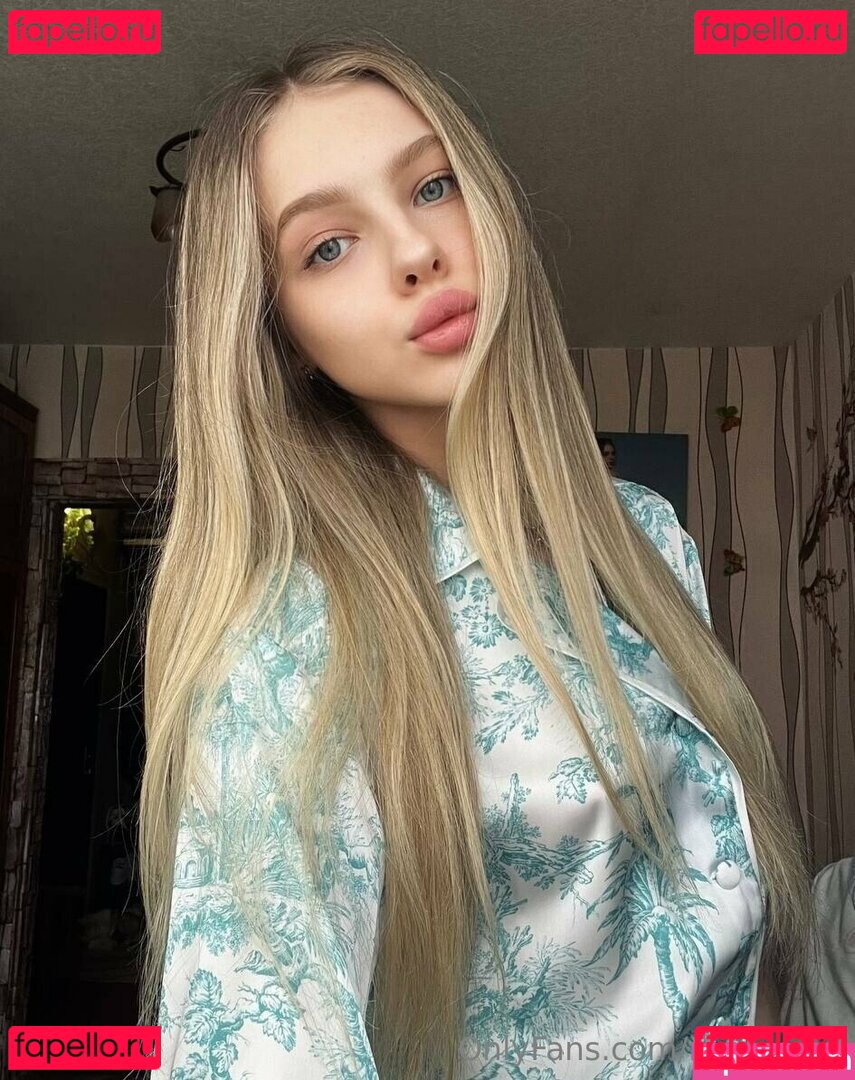 mon_mo_mo_mon / mon_mon Onlyfans Photo Gallery 