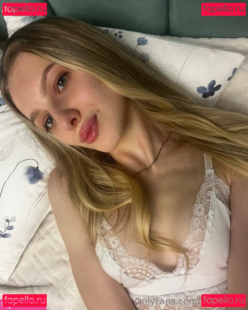 mon_mo_mo_mon / mon_mon Onlyfans Photo Gallery 