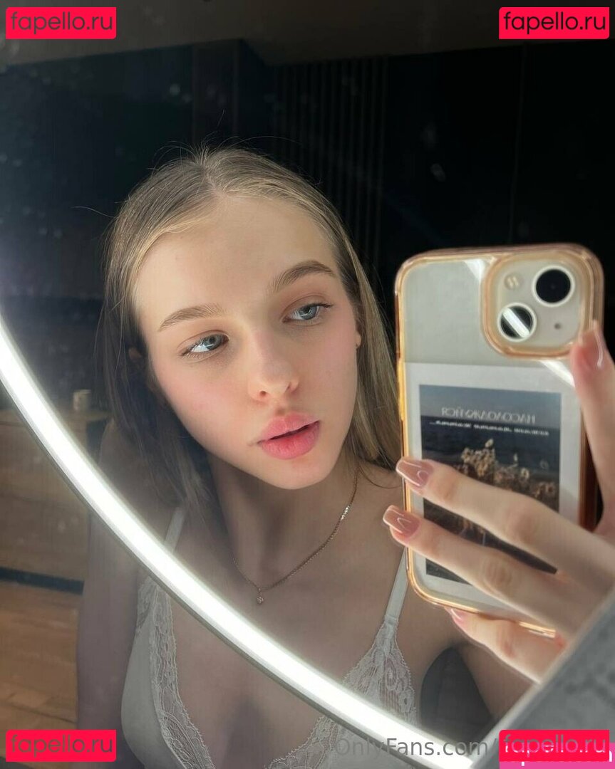 mon_mo_mo_mon / mon_mon Onlyfans Photo Gallery 