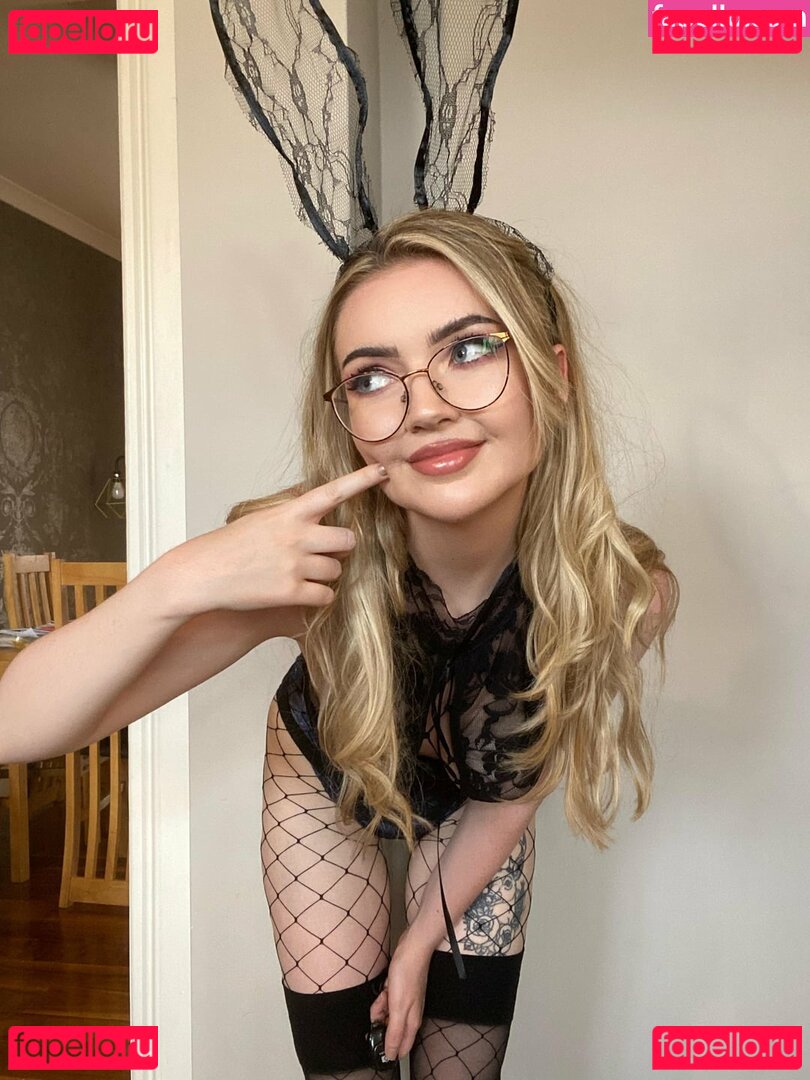 Ciara / Cixrax / x_cixra_x Onlyfans Photo Gallery 