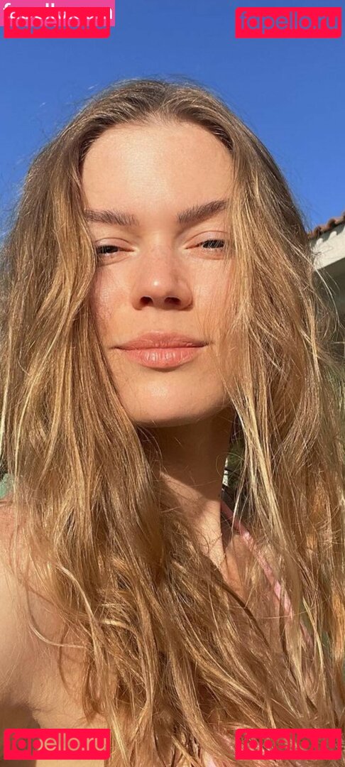 Lizi Asmr / LiziASMR / isabel.imagination Onlyfans Photo Gallery 