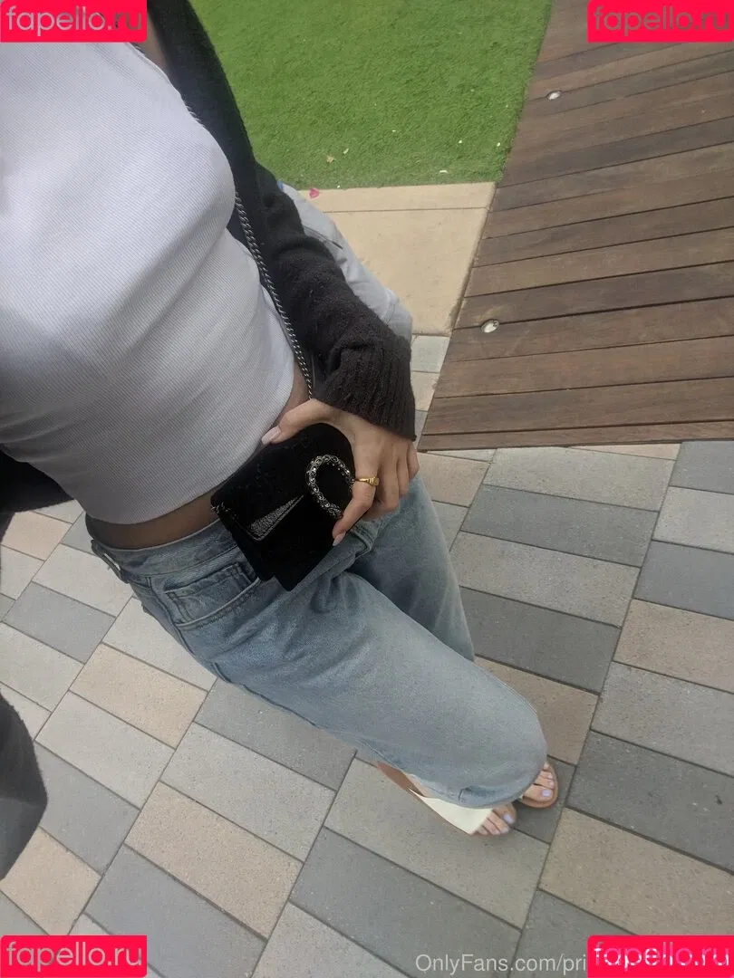 Diana Tarinova Onlyfans Photo Gallery 