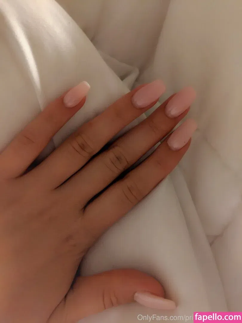 Diana Tarinova Onlyfans Photo Gallery 