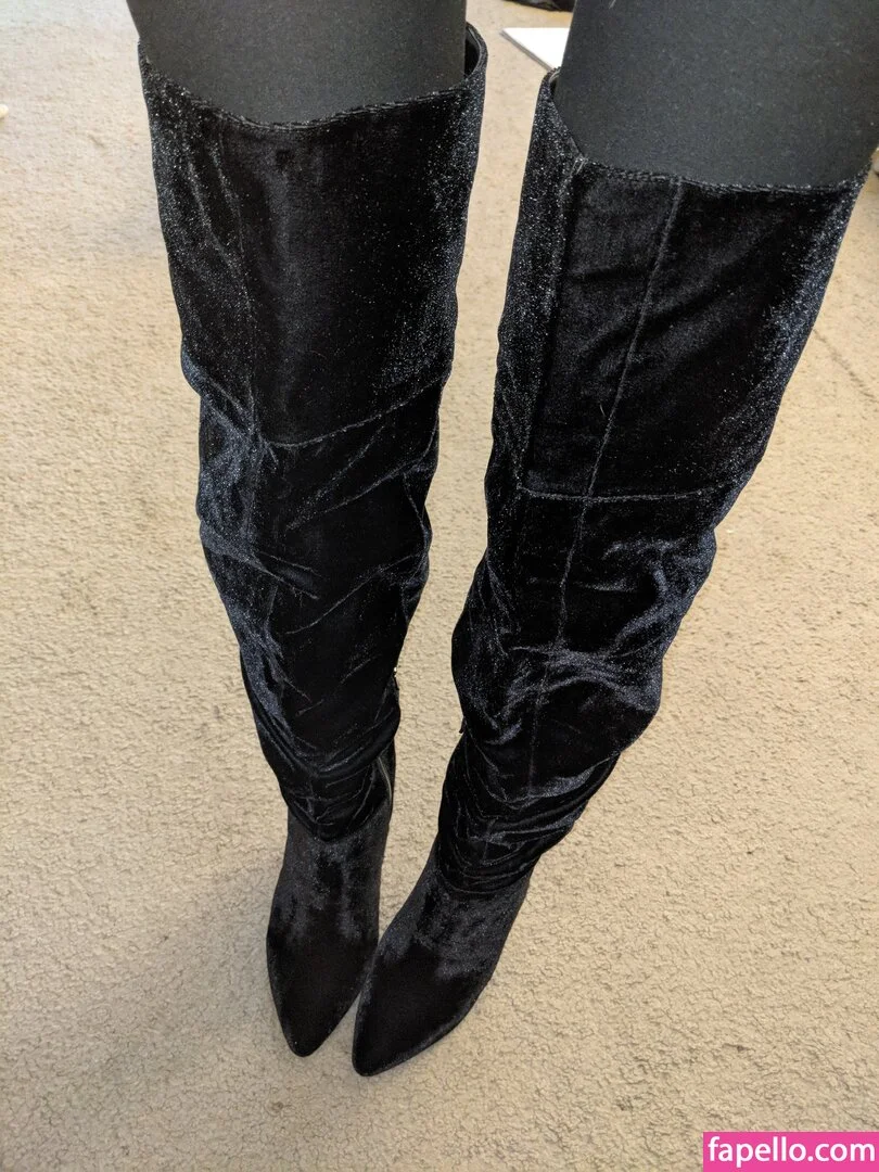 Diana Tarinova Onlyfans Photo Gallery 