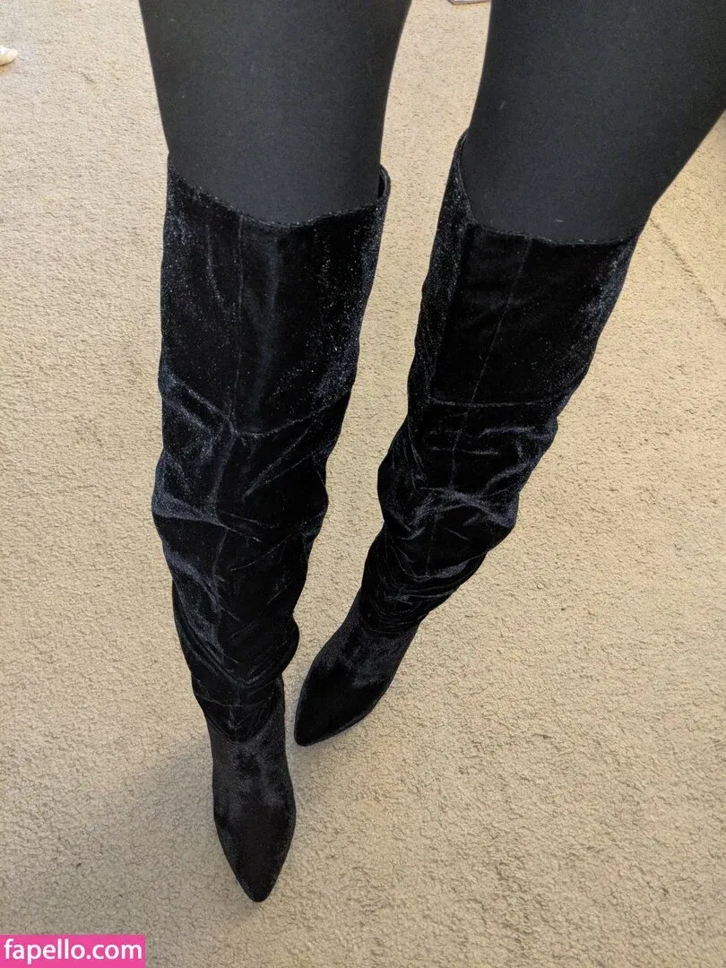 Diana Tarinova Onlyfans Photo Gallery 