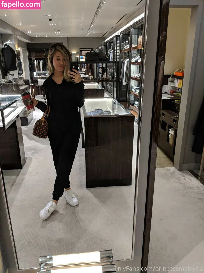 Diana Tarinova Onlyfans Photo Gallery 