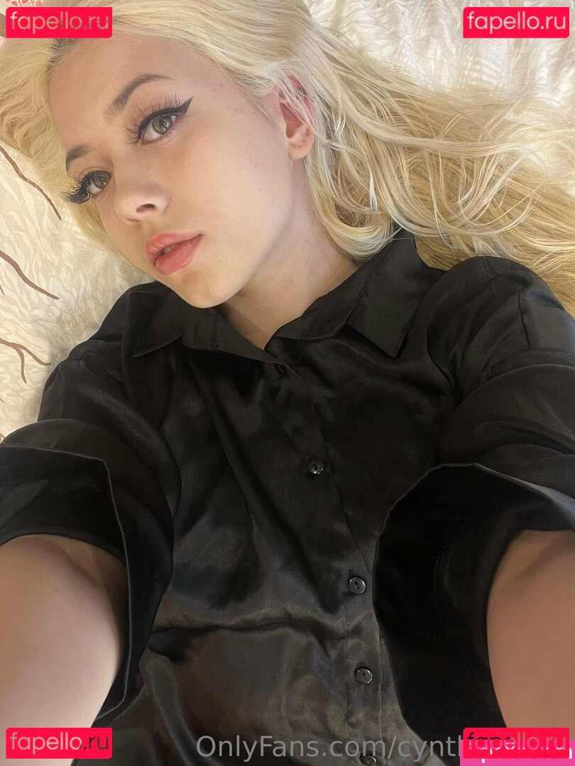 cyndi2times / cynthiacyndi Onlyfans Photo Gallery 